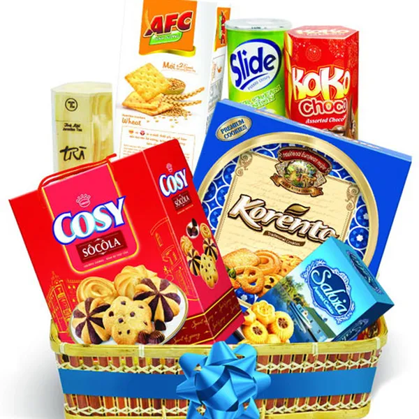 Giỏ quà Tết Kinh Đô Sum Vầy 1