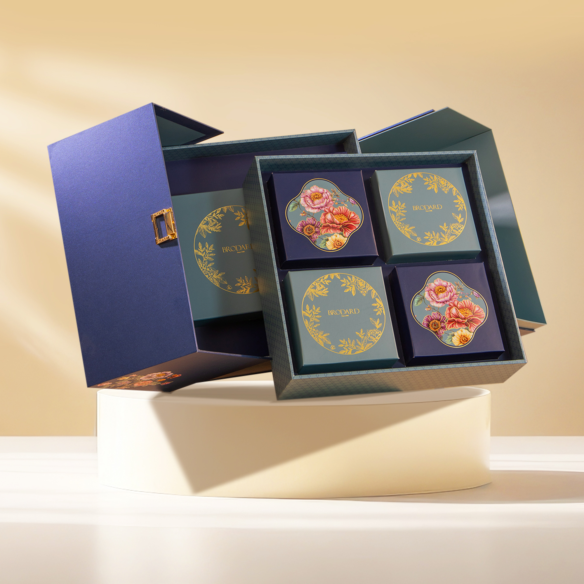 Bánh trung thu Brodard chính hãng 2025