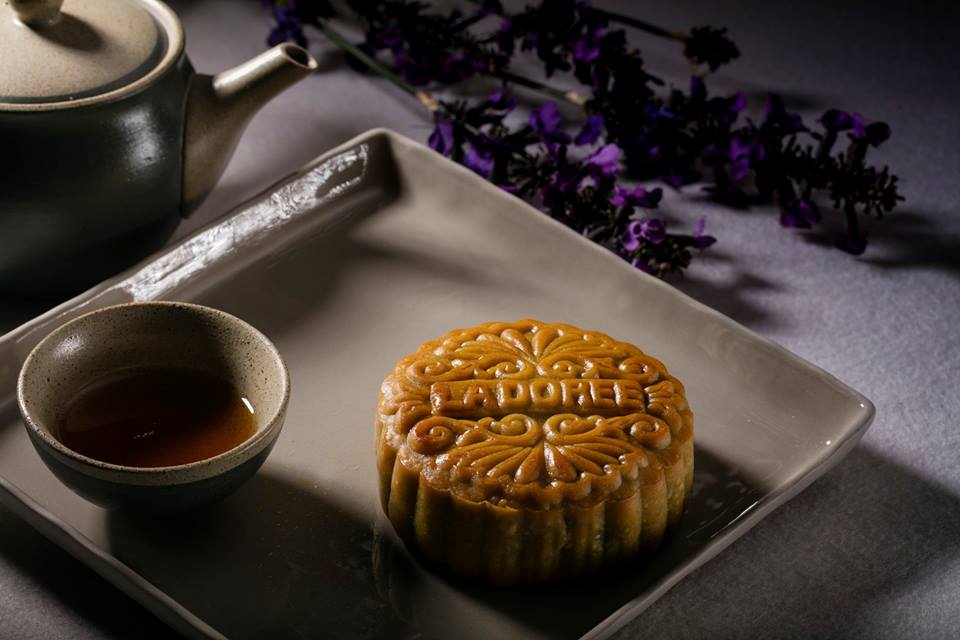 Bánh trung thu in logo theo yêu cầu Bánh trung thu in logo theo yêu cầu
