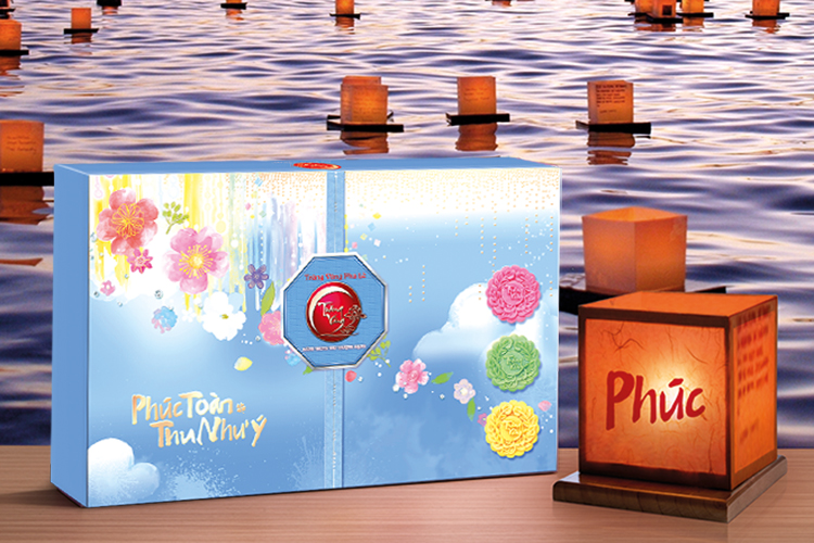 Hộp trăng vàng pha lê xanh dương Hộp trăng vàng pha lê xanh dương