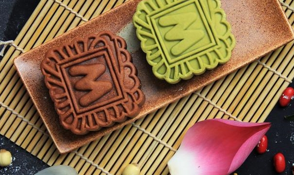 Bánh trung thu có in logo Bánh trung thu có in logo