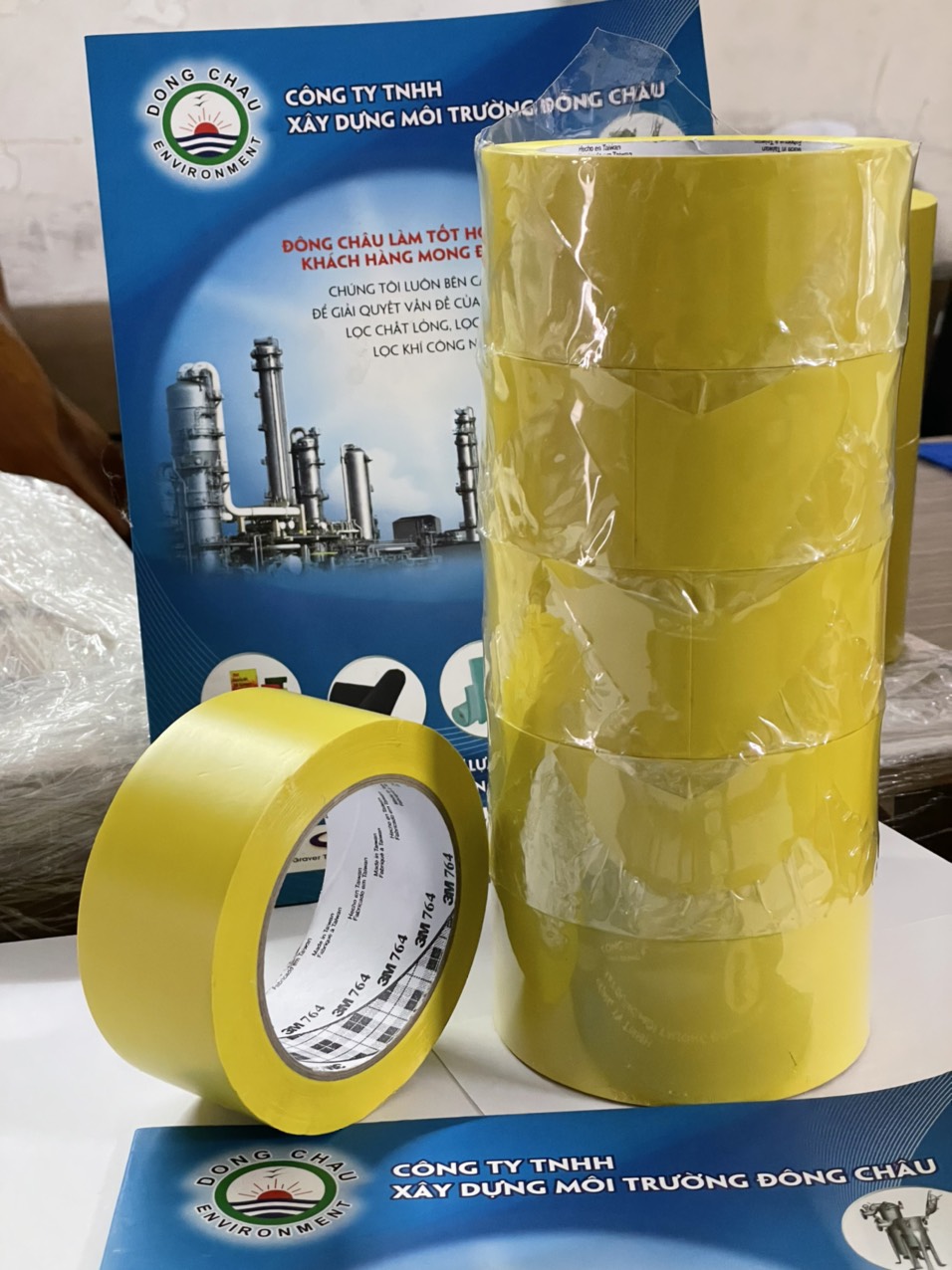 Băng keo dán nền 3M 764 màu vàng