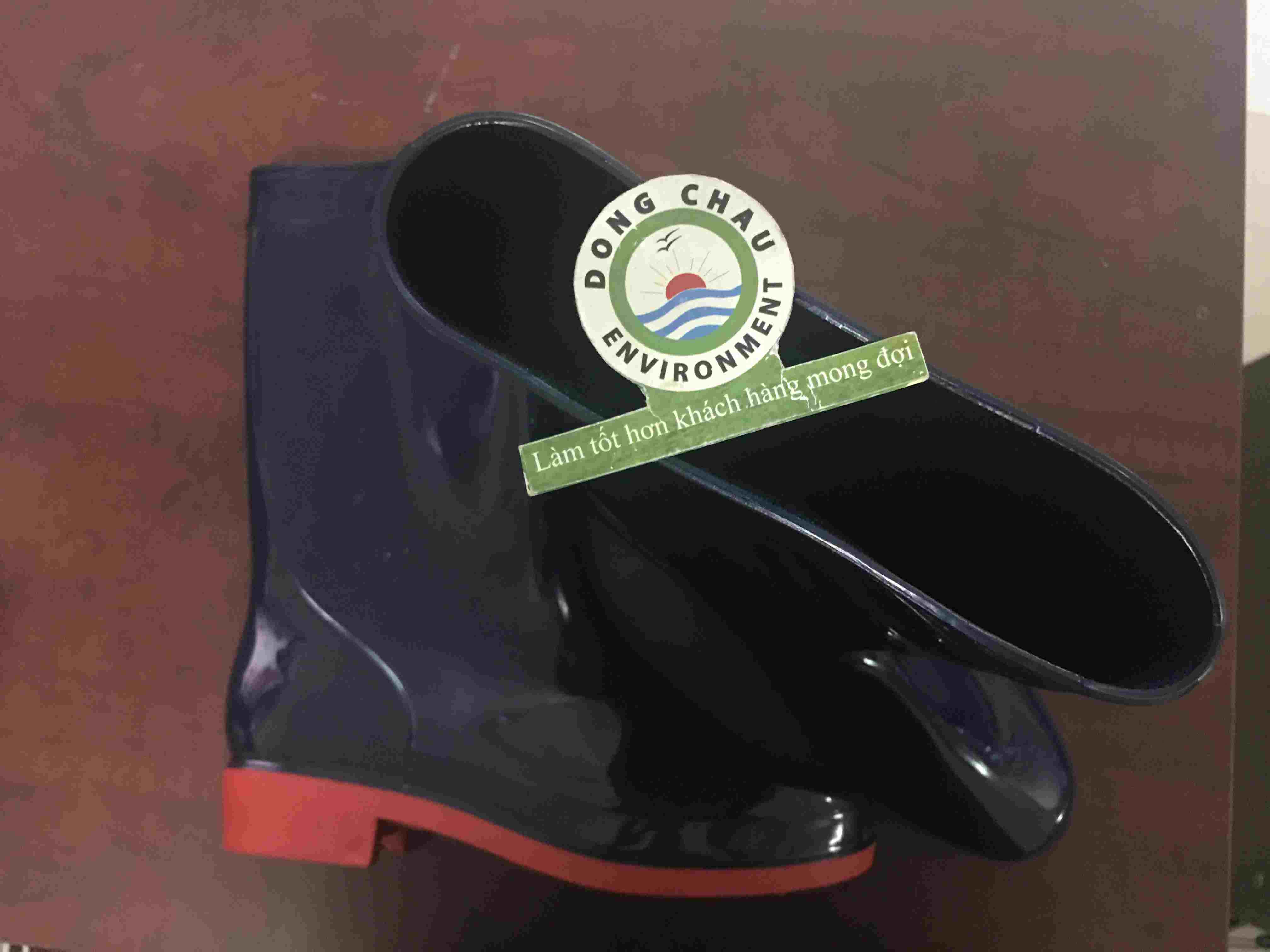 Ủng bảo hộ tao động có độ an toàn cao