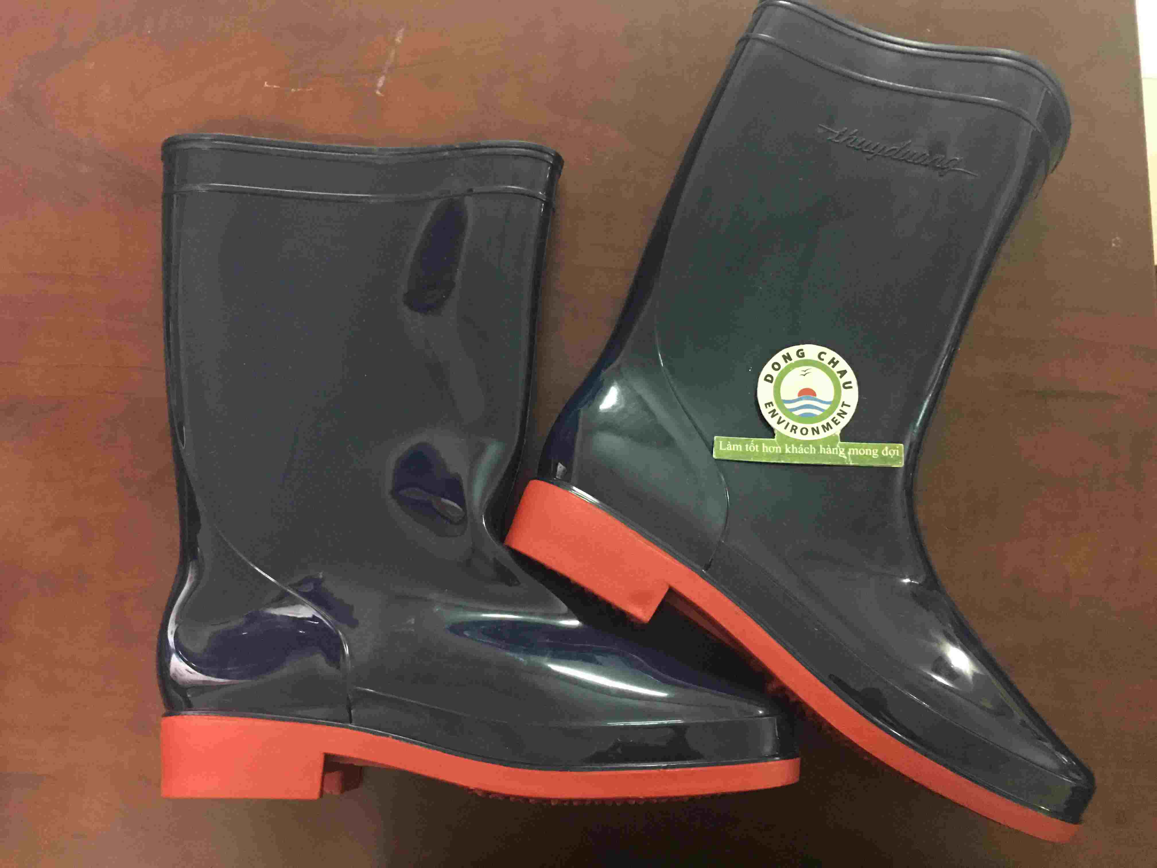 Ủng bảo hộ tao động chuyên dụng