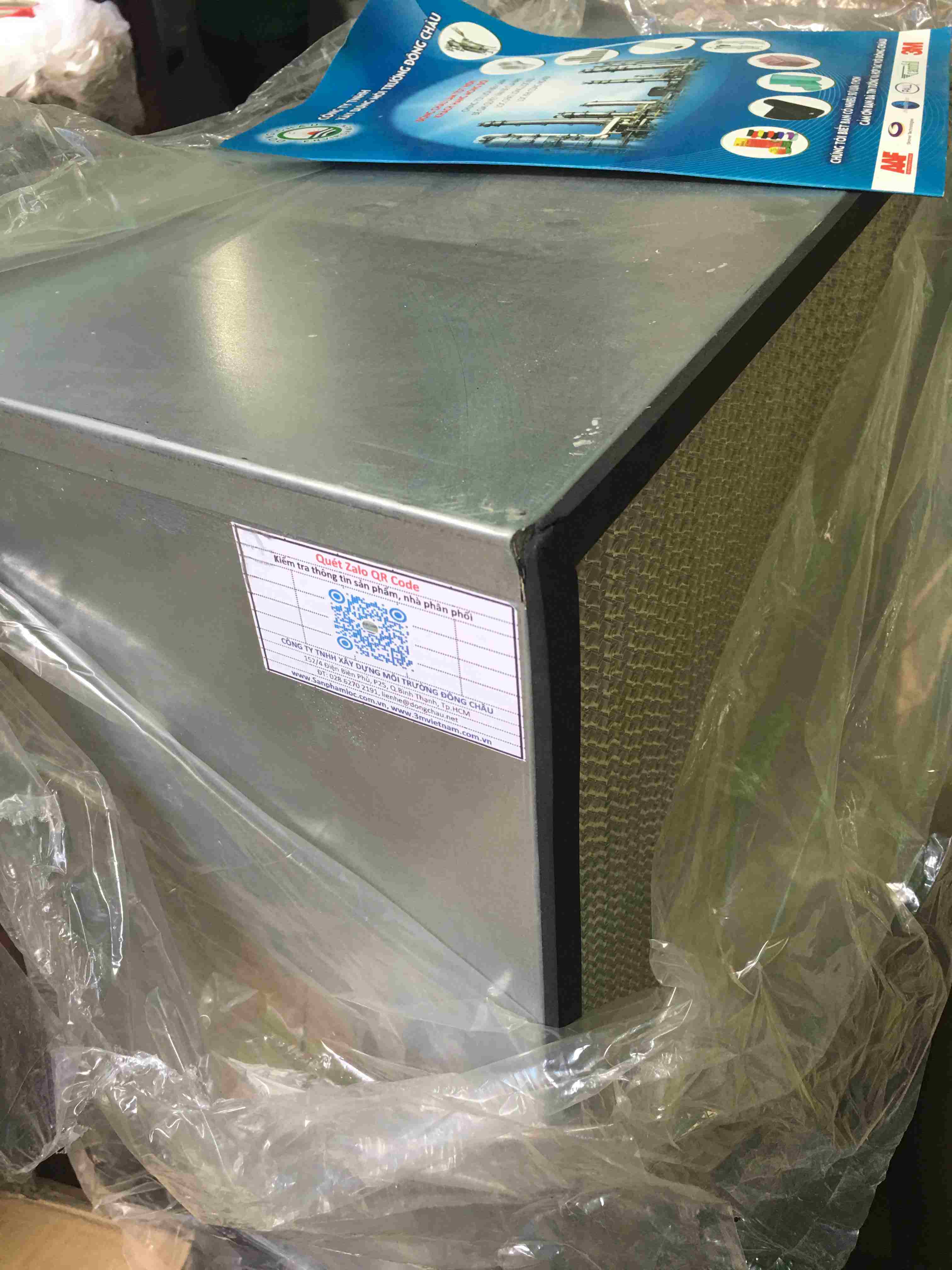 Khung HEPA hiệu quả H13 kích thước 610 x 610 x 292 mm làm giảm lượng chất gây dị ứng, bụi và các hạt vi mô trong không khí.