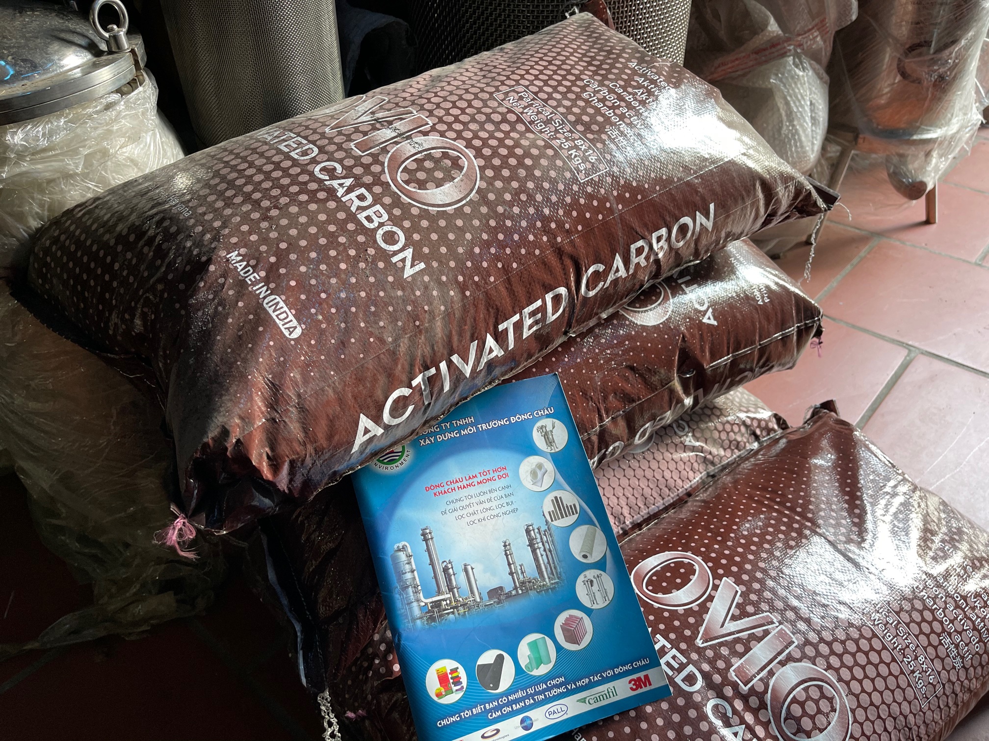 Than hoạt tính lọc khí ovio của ấn độ