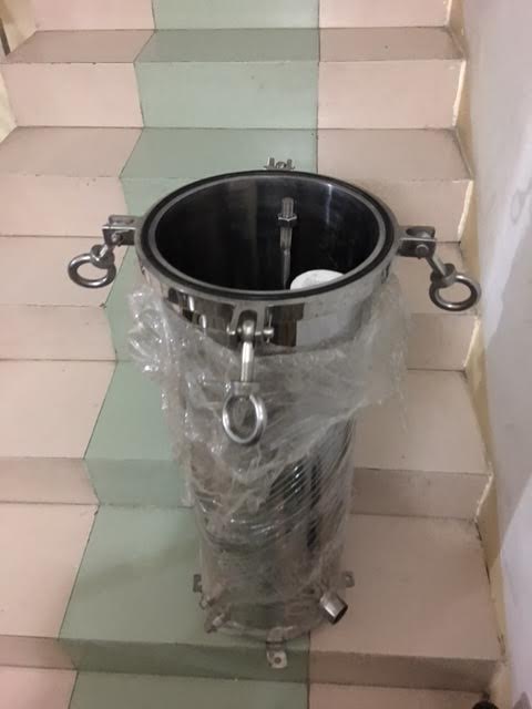 Bình lọc 5 lõi 20 inch cấu tạo bên trong Bình lọc 5 lõi 20 inch inox 304