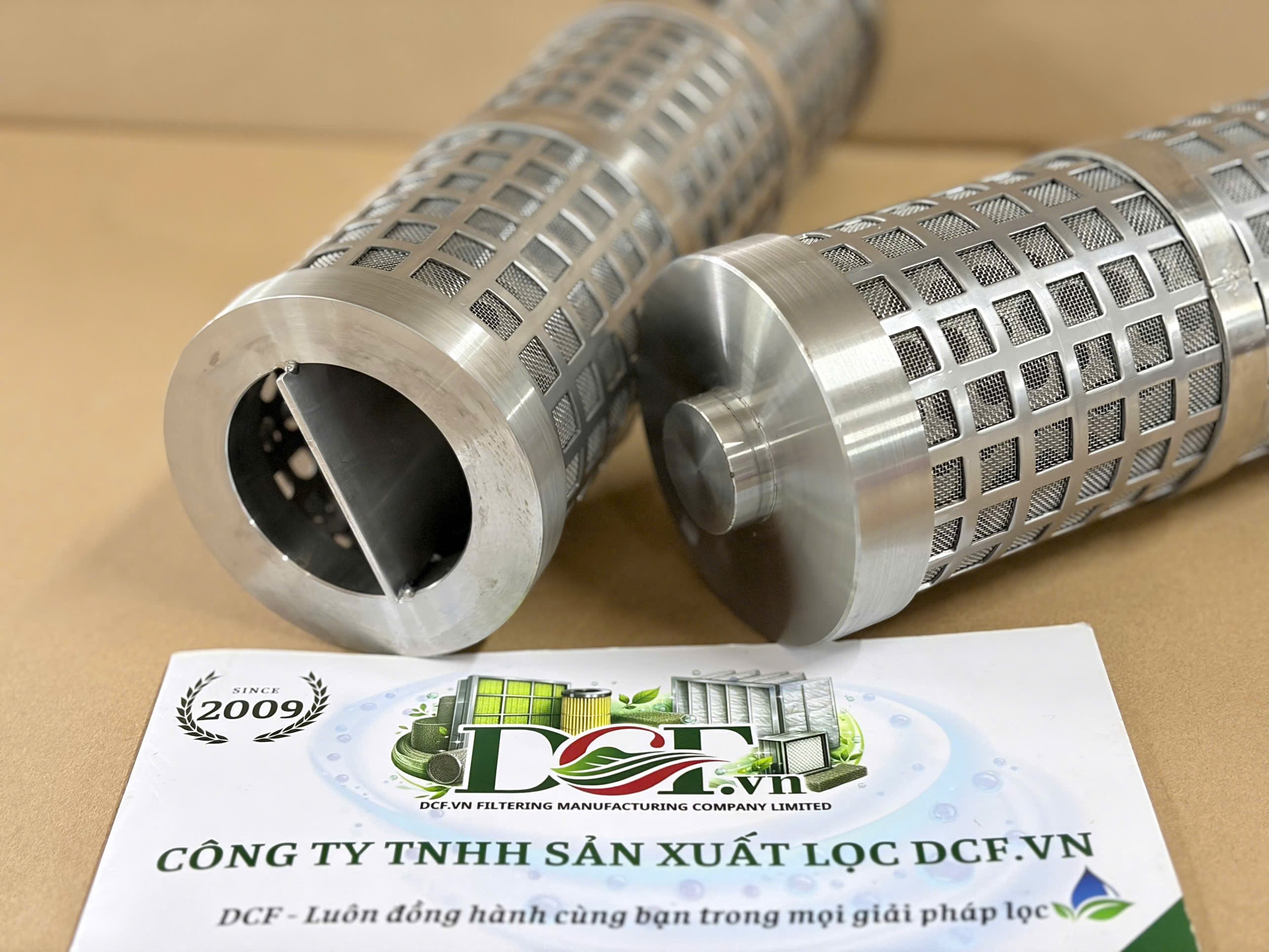 Phin lọc lưới inox OD88 x H300 có thanh gài | DCF.vn