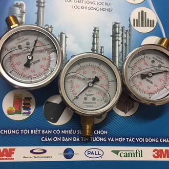 Đồng hồ đo áp suất nước có dầu