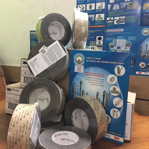Băng Keo Chống Trượt Đa Năng 3M™ Safety Walk™ 