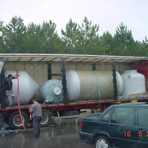 Bồn composite FRP chứa vật liệu lọc chuyên dụng