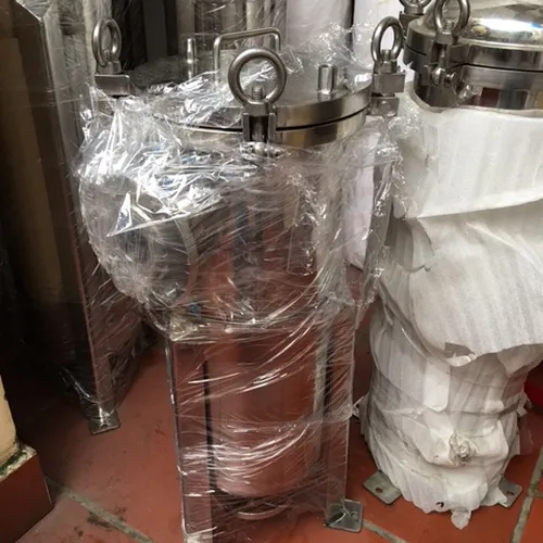 Bình inox lọc túi Size 1 trong sản xuất công nghiệp