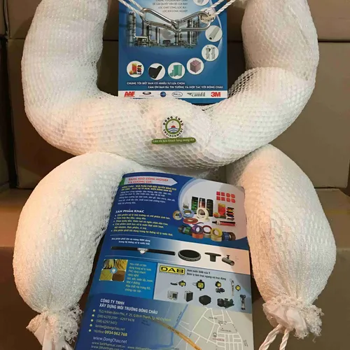 Phao thấm dầu tràn trên tàu thuyền