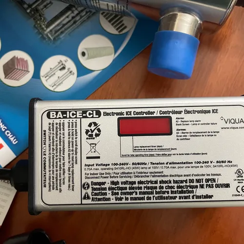 VH200/2 Viqua Canada Bộ đèn UV