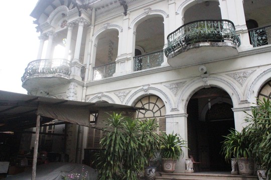 Bán biệt thự cổ 110-112 Võ Văn Tần góc Bà Huyện Thanh Quan Quận 3