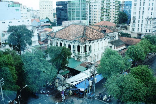 Biệt thự cổ 110-112 Võ Văn Tần Quận 3