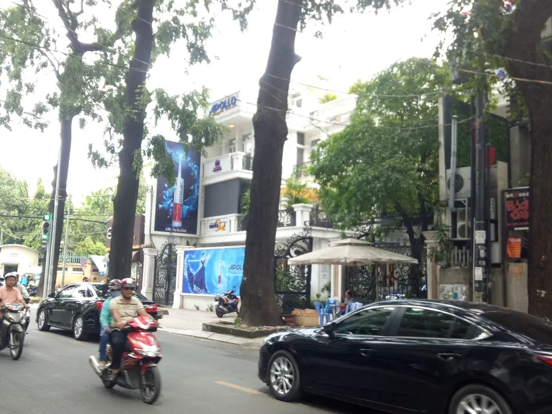 Bán khách sạn mặt tiền Tôn Thất Tùng Quận 1