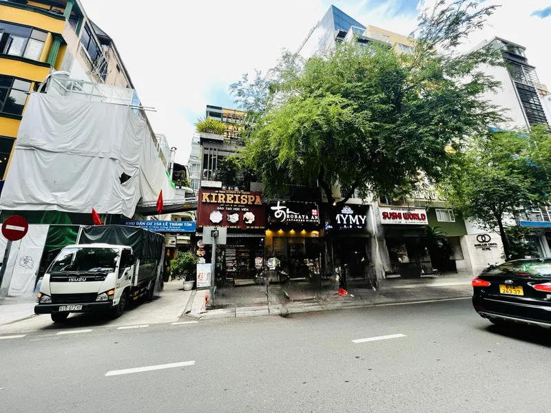 Bán nhà 15C đường Lê Thánh Tôn Quận 1