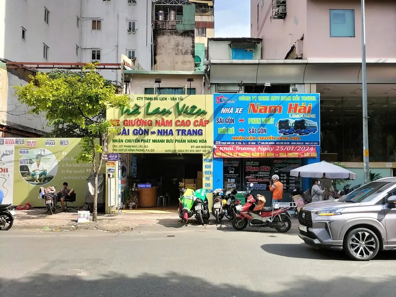 Bán nhà mặt tiền 223-225 Phạm Ngũ Lão Quận 1