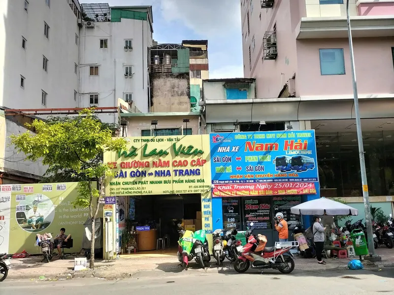 Bán nhà mặt tiền 227-229 Phạm Ngũ Lão Quận 1