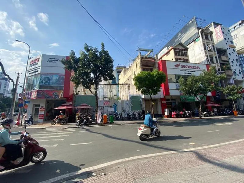 Bán nhà mặt tiền 284-286-288 Lý Tự Trọng Phường Bến Thành Quận 1