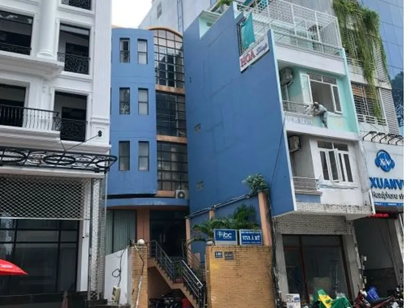 Cho thuê nhà 100 Cao Thắng Phường 4 Quận 3