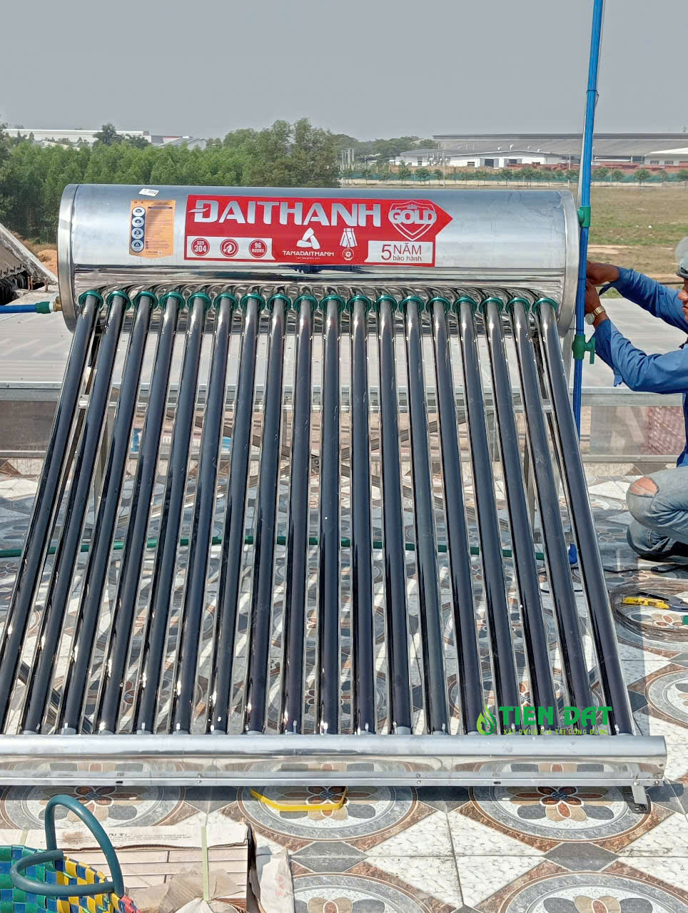 bình bảo ôn máy nước nóng năng lượng mặt trời bình bảo ôn máy nước nóng năng lượng mặt trời