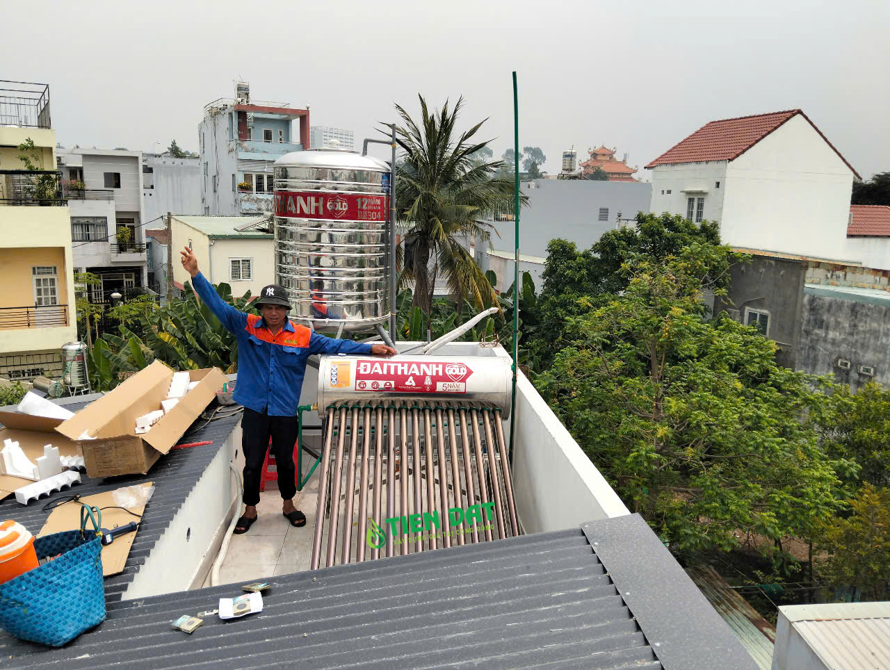Máy nước nóng năng lượng mặt trời Đại Thành chính hãng có sẵn tại An Phú Đông – Gọi là có Máy nước nóng năng lượng mặt trời Đại Thành chính hãng có sẵn tại An Phú Đông – Gọi là có