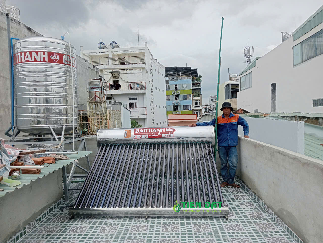 mua máy nước nóng năng lượng mặt trời mua máy nước nóng năng lượng mặt trời