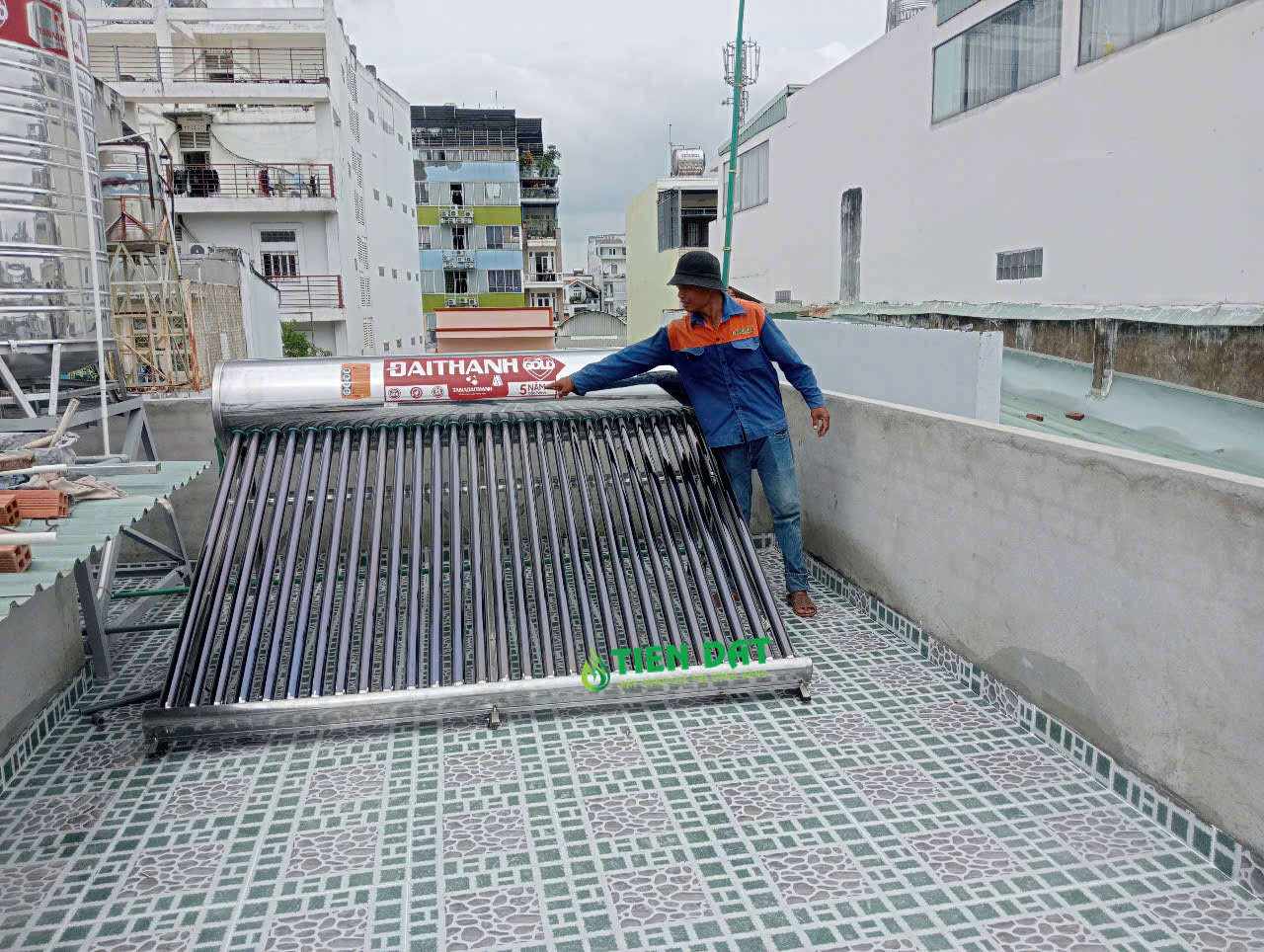 Nên mua máy nước nóng năng lượng mặt trời nào cho nhà phố Thạnh Mỹ Tây? Nên mua máy nước nóng năng lượng mặt trời nào cho nhà phố Thạnh Mỹ Tây?