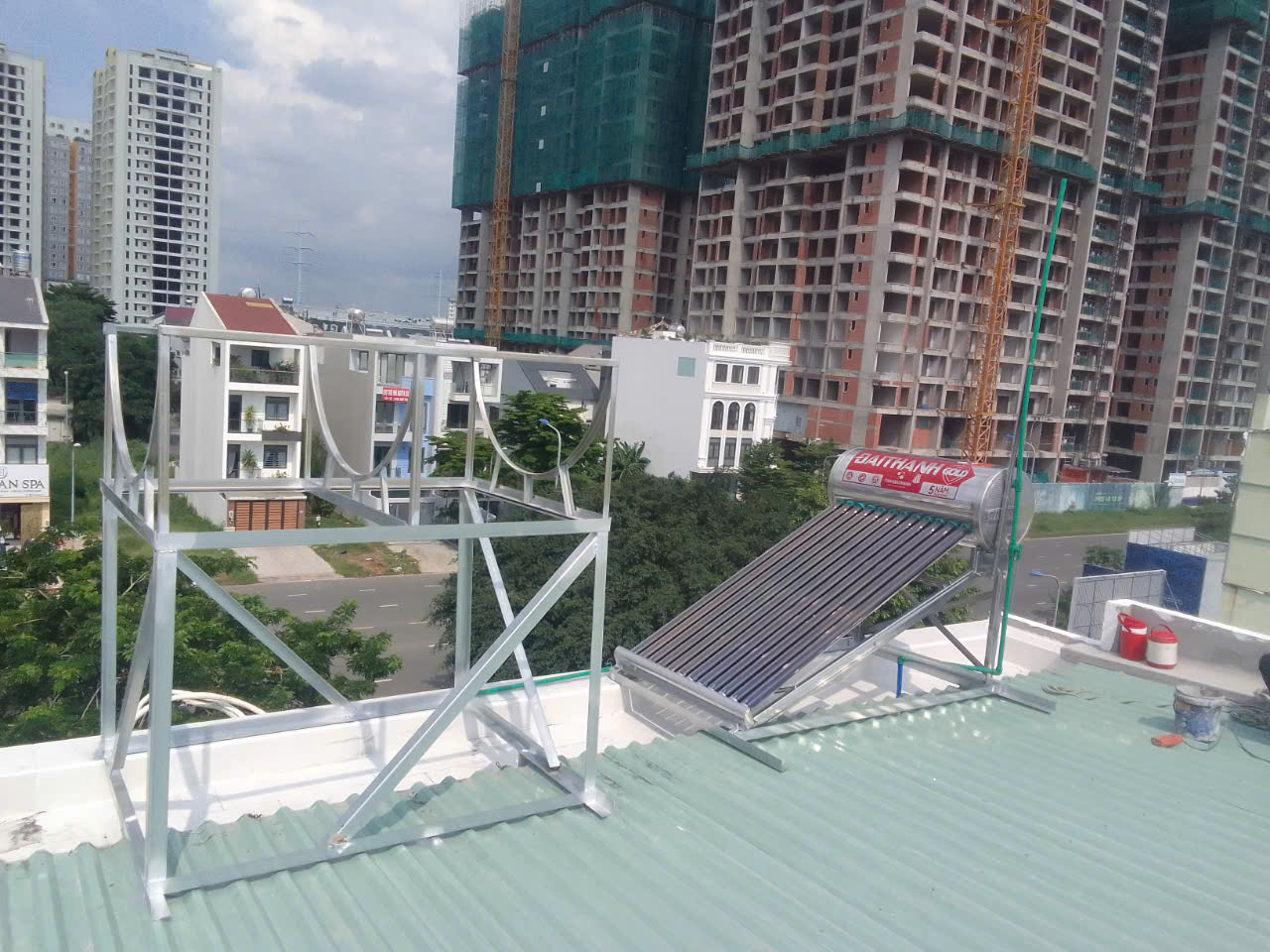 mua máy nước nóng năng lượng mặt trời mua máy nước nóng năng lượng mặt trời