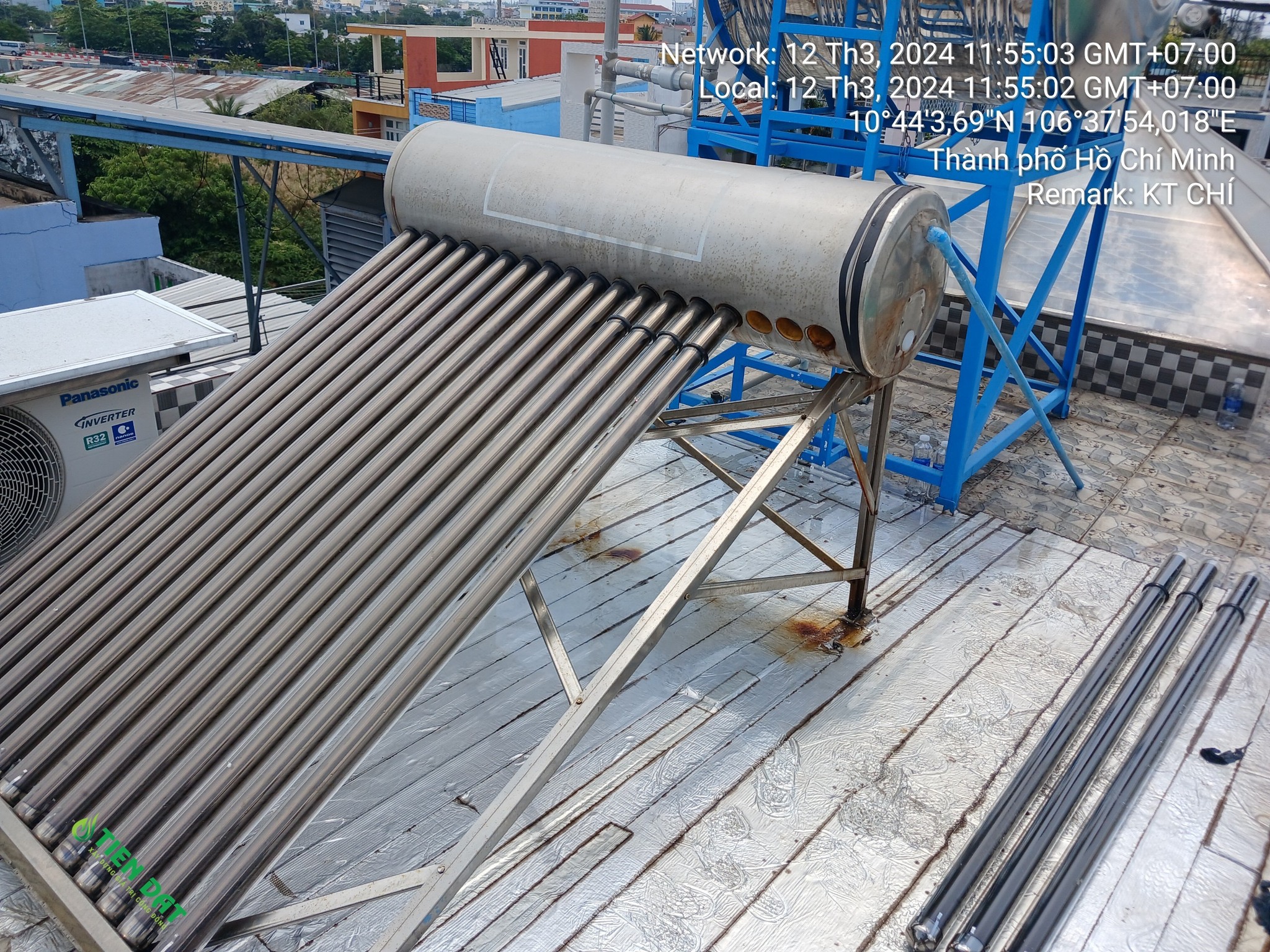 Vệ sinh máy nước nóng năng lượng mặt trời Vệ sinh máy nước nóng năng lượng mặt trời