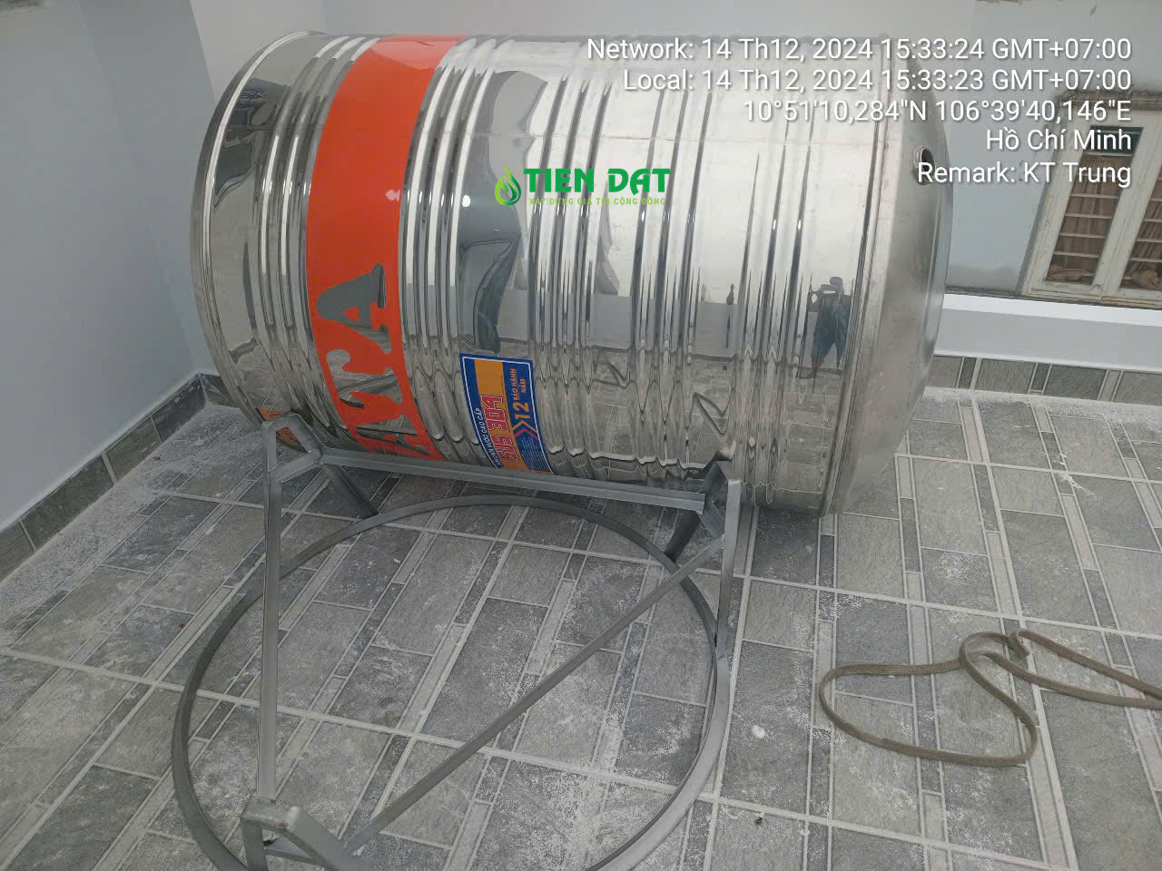 Bồn nước inox dung tích lớn 2000L tại Lâm Đồng tiện nghi cho nhà vườn, homestay Bồn nước inox dung tích lớn 2000L tại Lâm Đồng tiện nghi cho nhà vườn, homestay