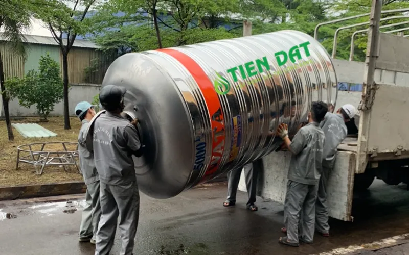 Bồn nước Hwata 2000L sự lựa chọn tiết kiệm cho gia đình nhiều thế hệ