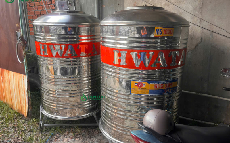 Công trình thực tế giao 2 bồn nước inox Hwata 1000L Đứng Tại Phường Tân Thới Hiệp