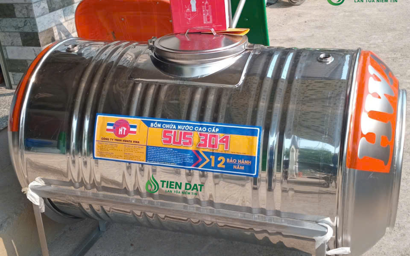 Công trình thực tế giao bồn nước inox Hwata nằm tại Bình Chánh - Bồn có thiết kế chắc chắn, độ bền cao, trữ nước ổn định