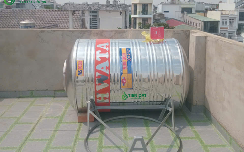 Công trình thực tế giao bồn kéo bồn nước inox Hwata 1000L Đứng tại Phường Thới An 