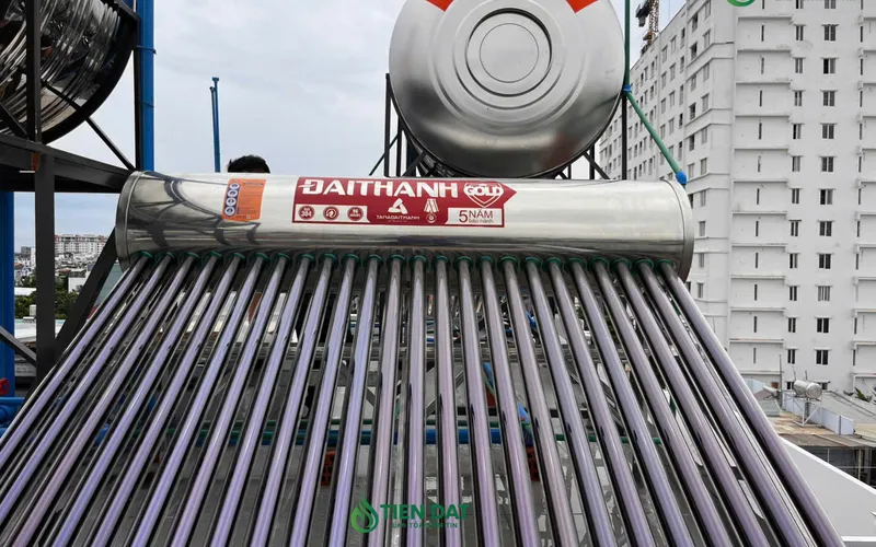 Công trình thực tế giao lắp bồn và máy nước nóng - Công trình mang đến giải pháp tiết kiệm điện năng, nước nóng mỗi ngày