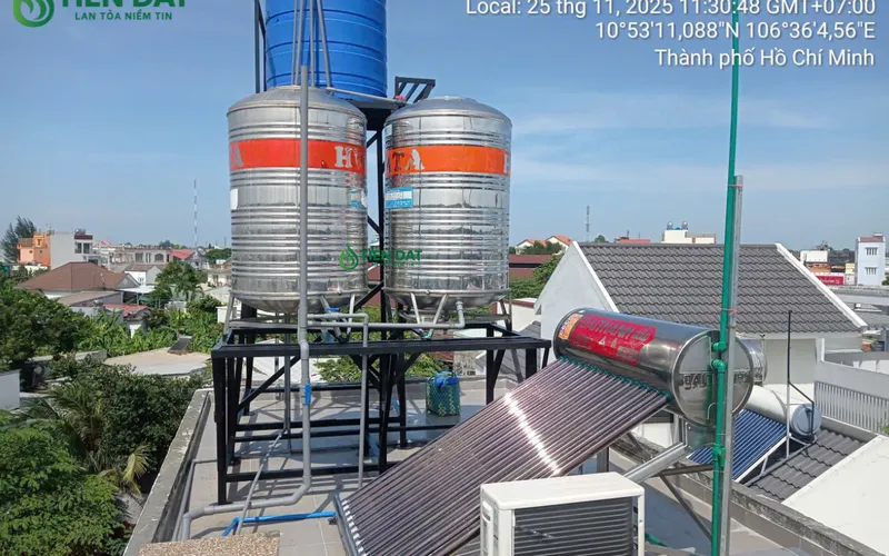 Công trình giao lắp đặt máy NLMT và 2 bồn inox Hwata đứng 1000L - Mang lại nguồn nước an toàn cho gia đình