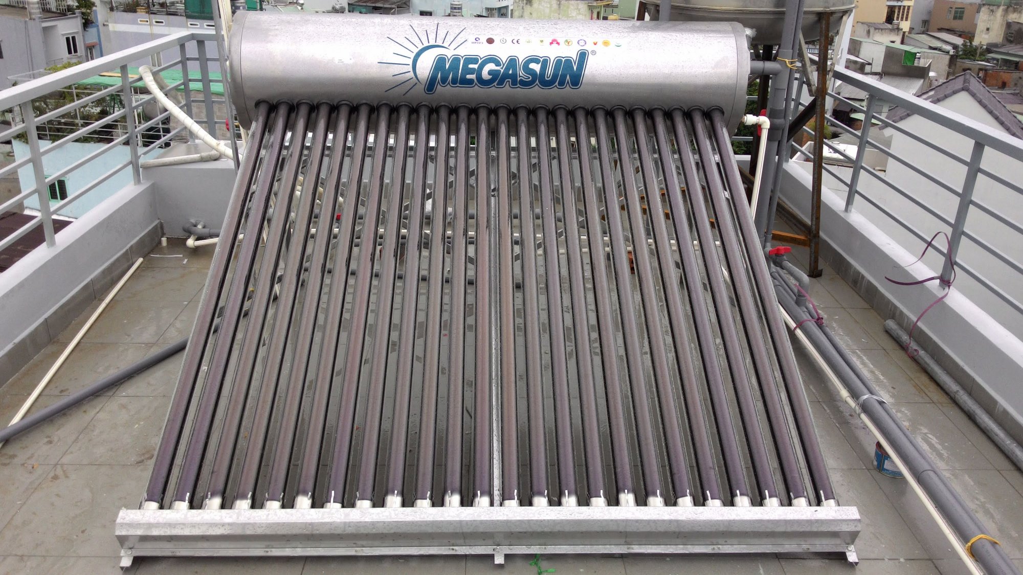 máy nước nóng năng lượng mặt trời megasun 160l máy nước nóng năng lượng mặt trời megasun 160l
