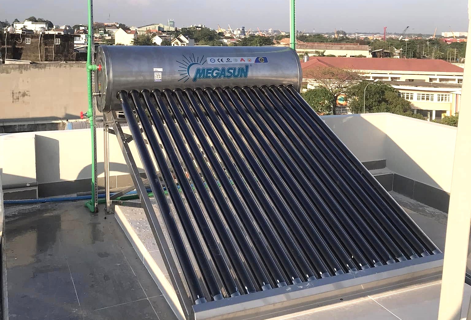 máy nước nóng năng lượng mặt trời megasun máy nước nóng năng lượng mặt trời megasun