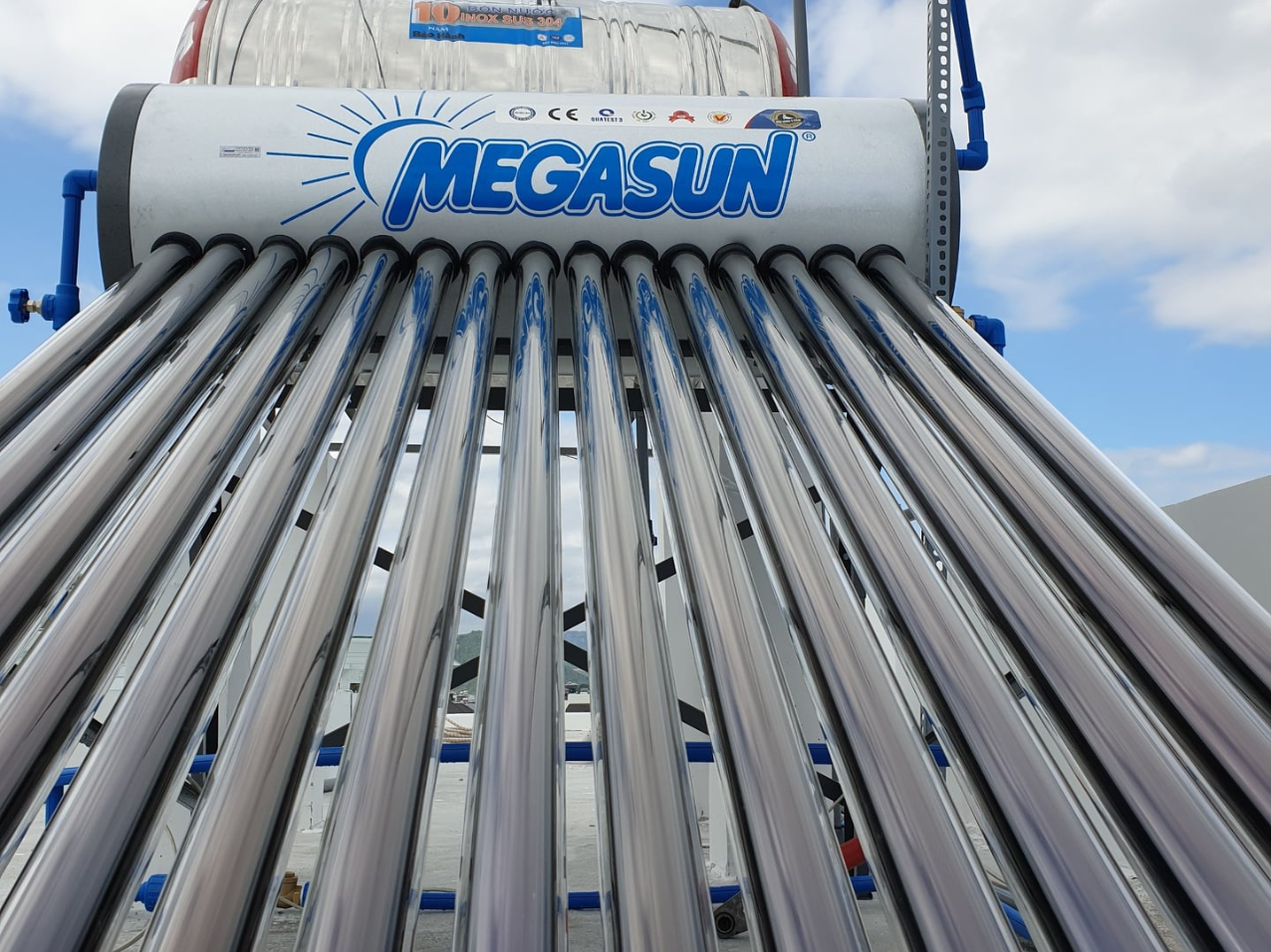 năng lượng mặt trời megasun ống dầu năng lượng mặt trời megasun ống dầu