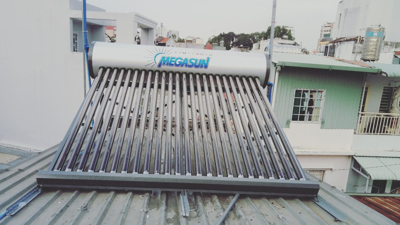 vệ sinh bình nước nóng năng lượng mặt trời vệ sinh bình nước nóng năng lượng mặt trời