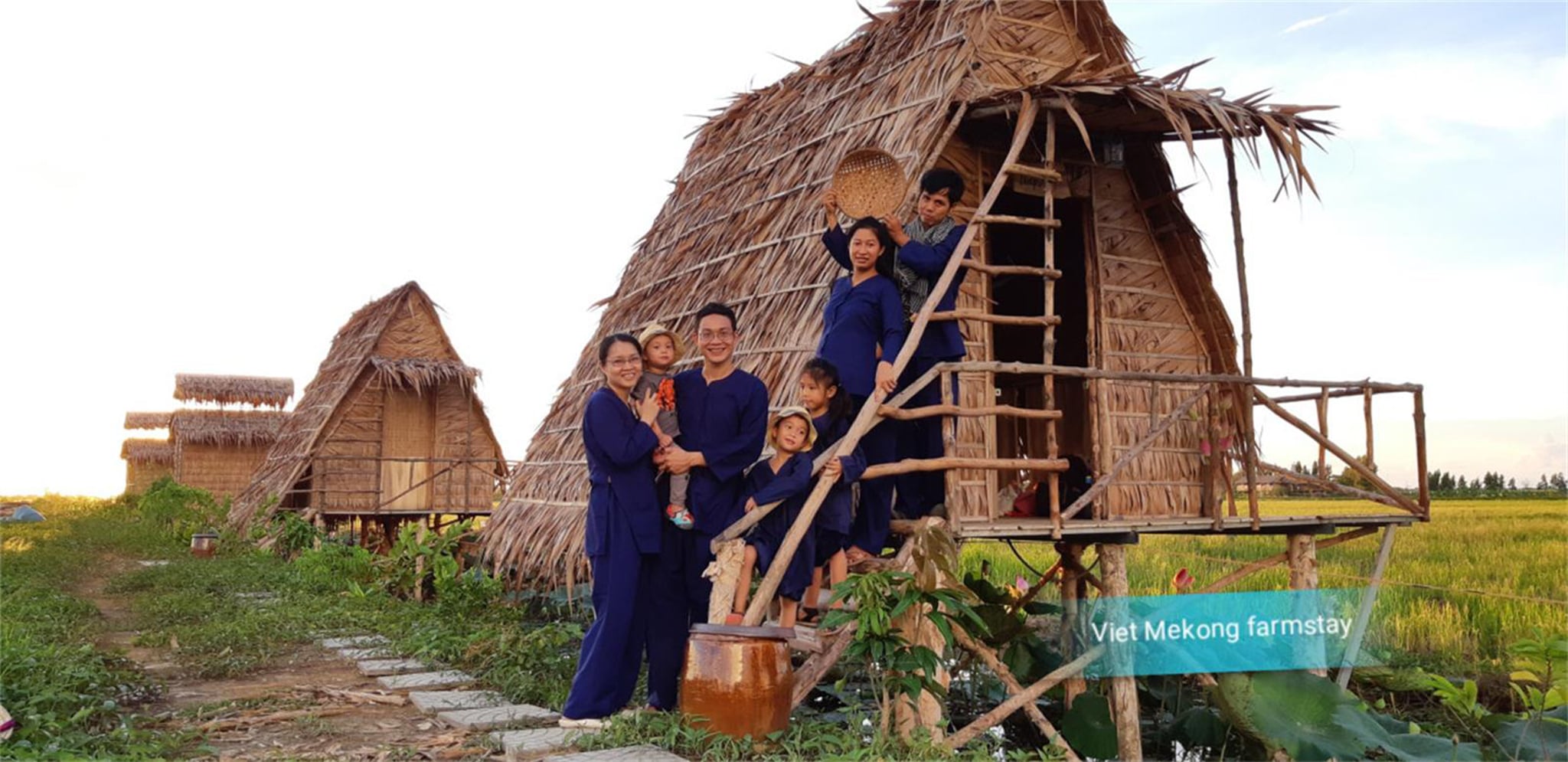 Du_lịch_sinh_thái_miền_Tây_Cả nhà hạnh phúc