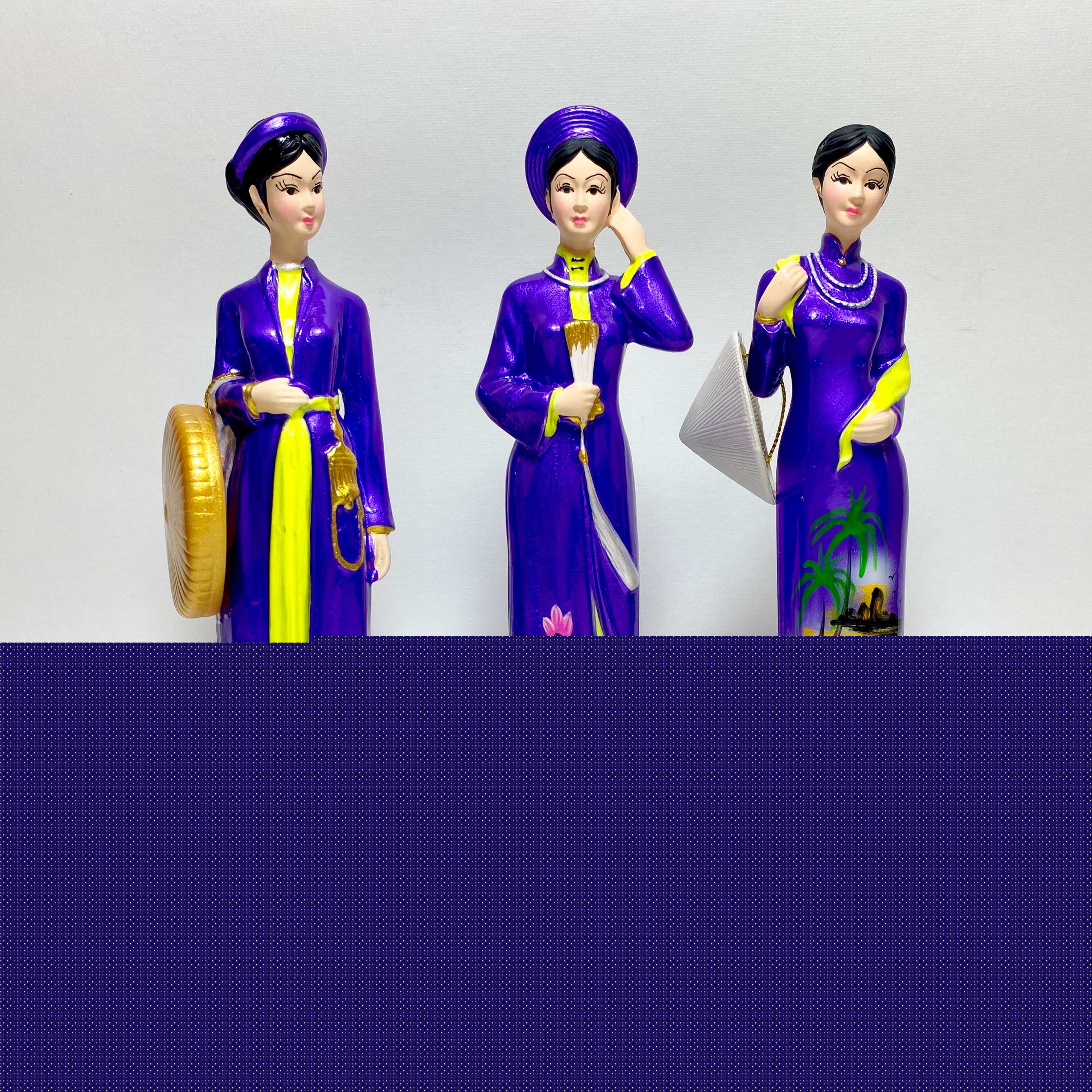 bo tuong co gai ba mien bac trung nam mau xanh duong ve thu cong