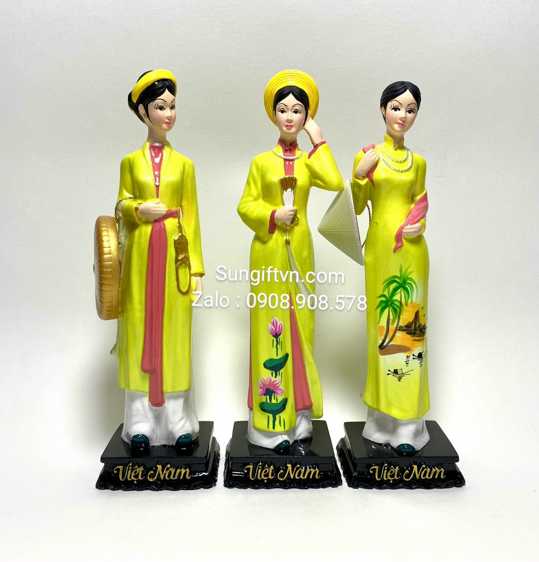 bo tuong ba co gai bac trung nam mau vang tuoi