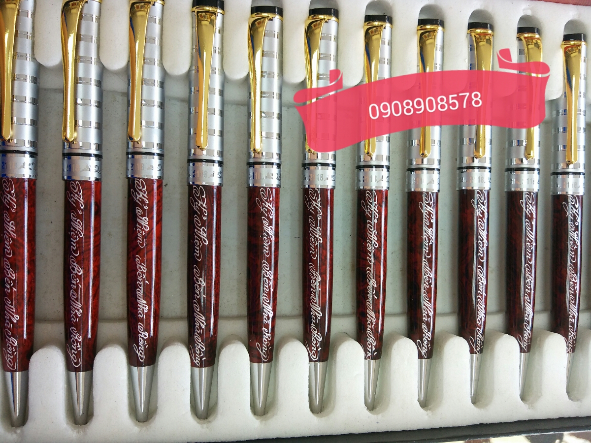 but nau van hoa hong cai vang nap trang soc sang