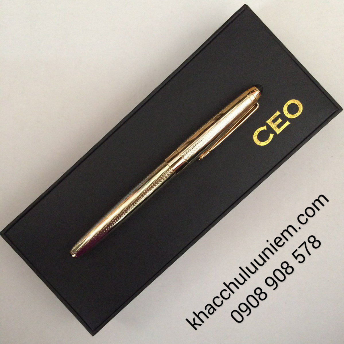 bút ky lông bi 6640 caro