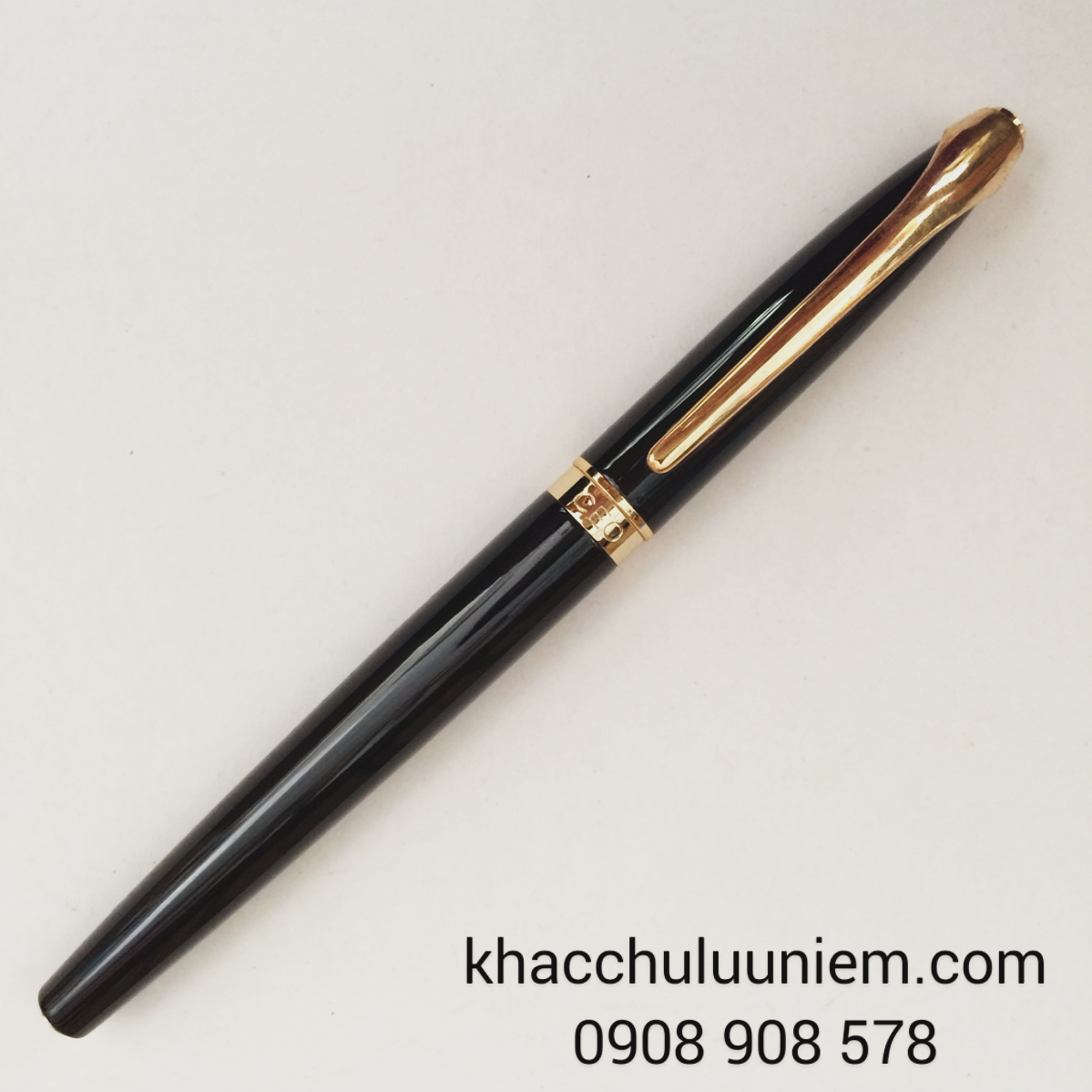 ceo 770 đen cài vàng khắc tên