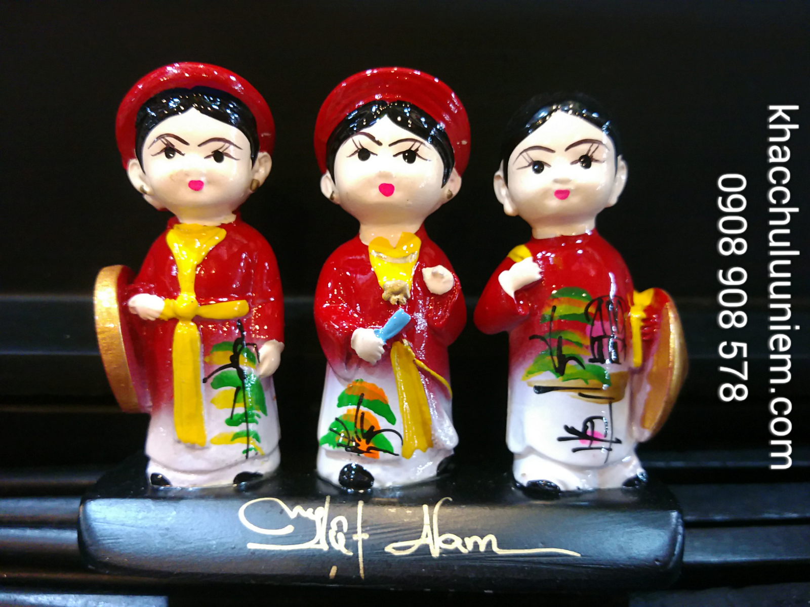 CO GAI BA MIEN XINH BE